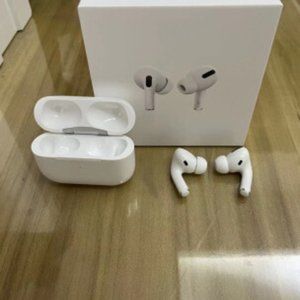 Apple AirPods Pro New